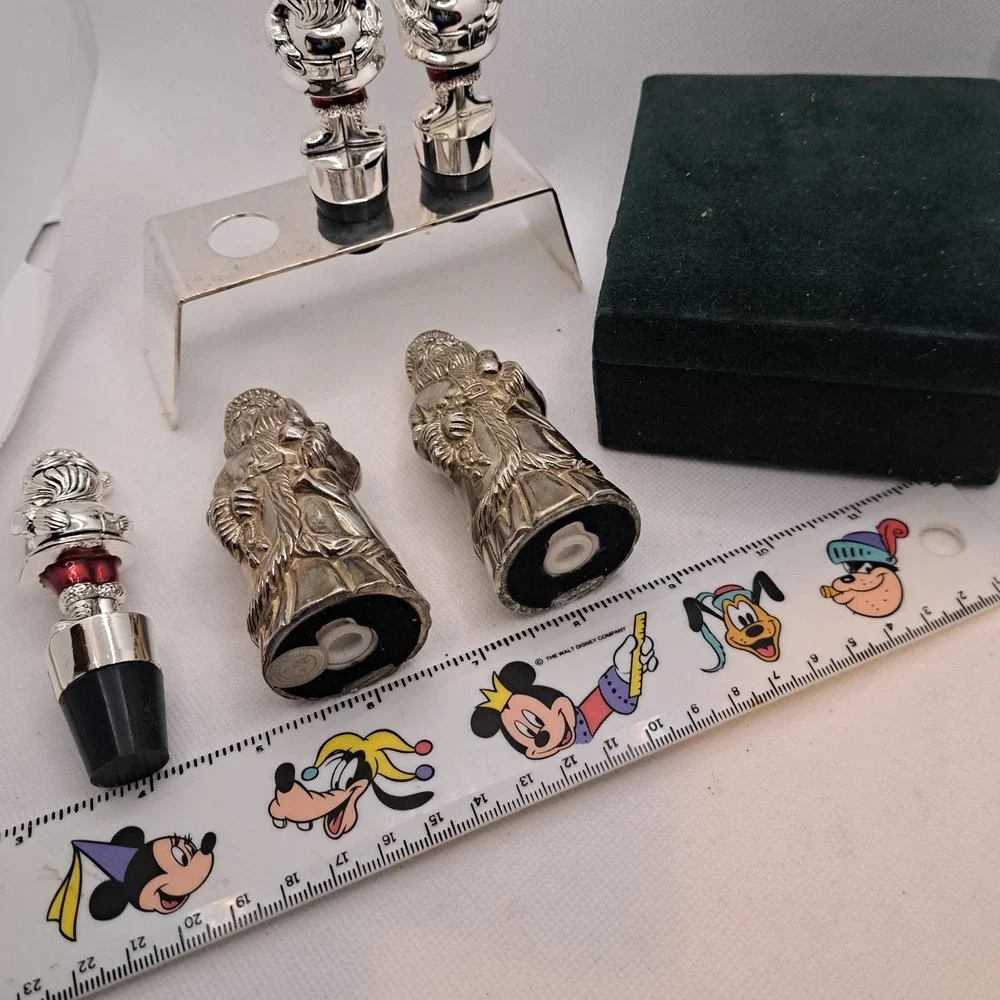 NIB-International Silver Co 3 Santa Stoppers in Rack & Godinger Salt & Pepper